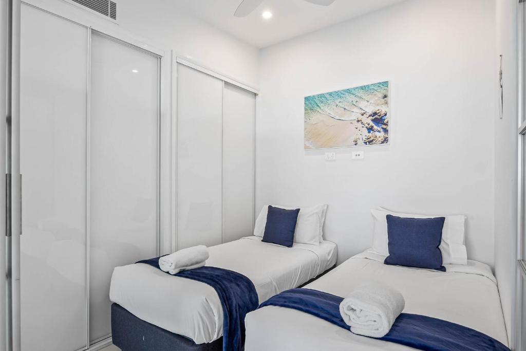 Postel nebo postele na pokoji v ubytování Nova Mooloolaba Beach Apartments