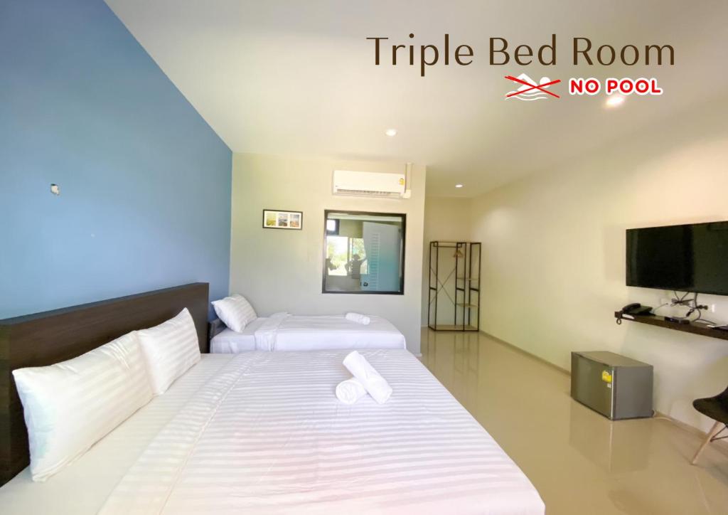 Rock Resort Ratchaburi - Triple Room