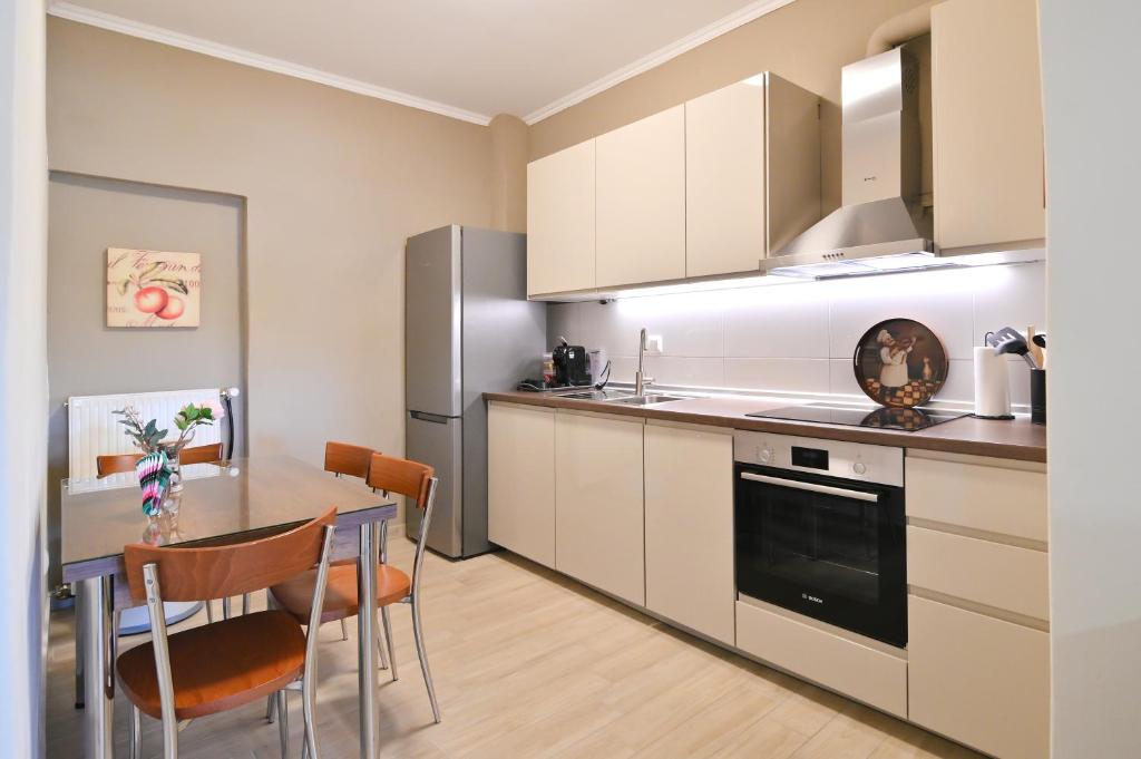 Kuchyň nebo kuchyňský kout v ubytování Filios Apartment