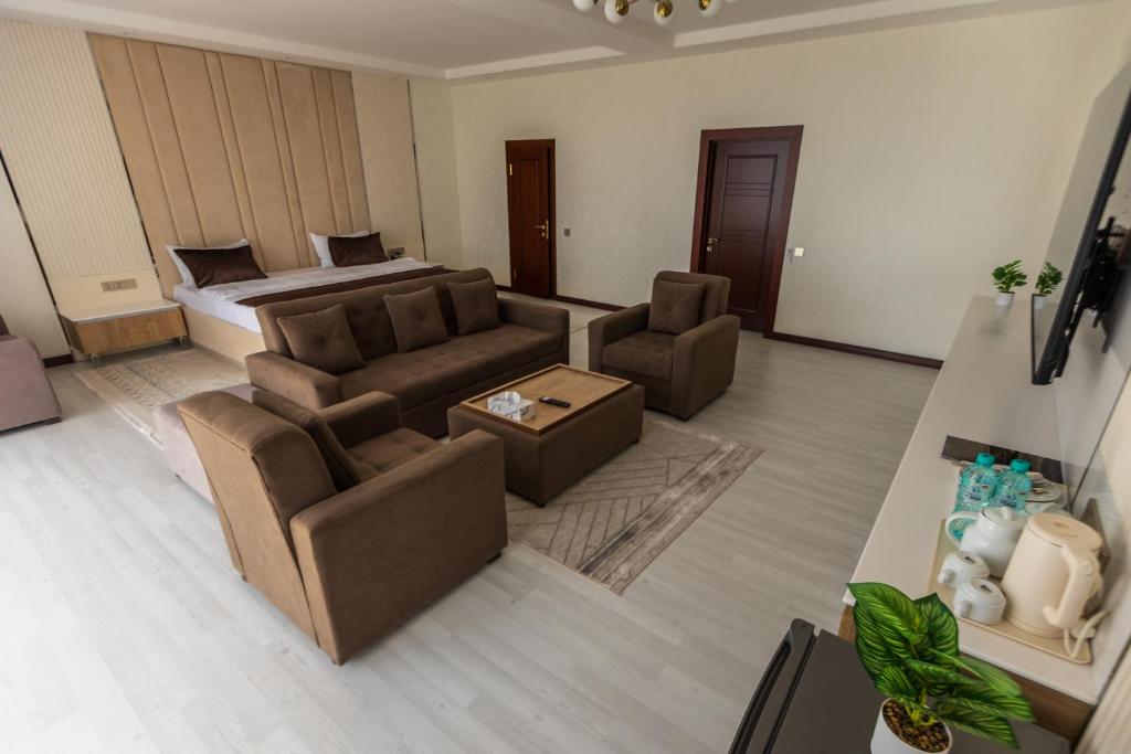 Posezení v ubytování Firdavsi Hotel
