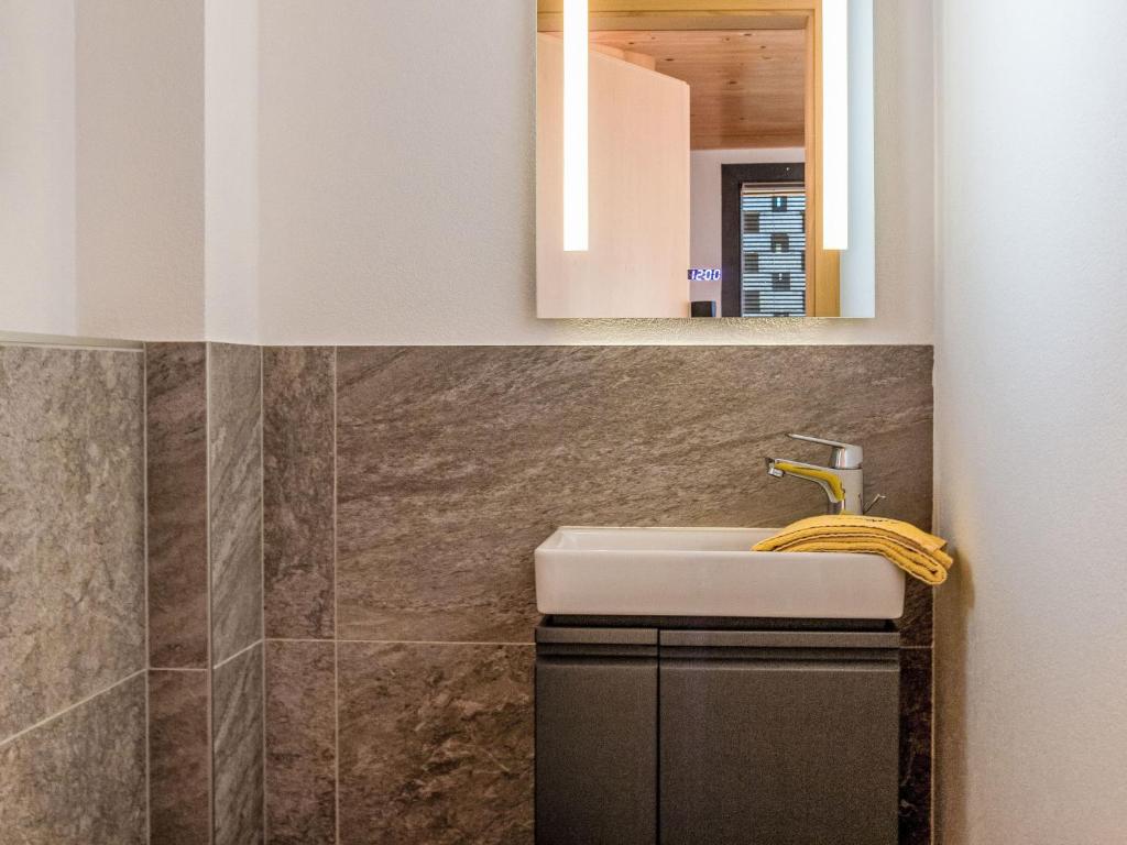 Fotografie z fotogalerie ubytování Chalet Le Raccard by Interhome v destinaci Savièse