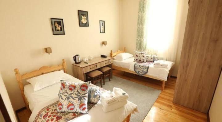 Naqshband hotel