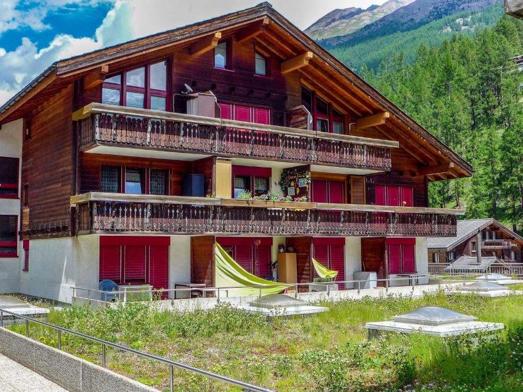Fotografie z fotogalerie ubytování Apartment Haus Rossignol B Apartment 2E by Interhome v destinaci Zermatt