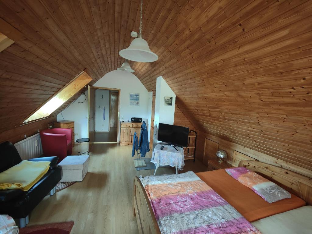 Postel nebo postele na pokoji v ubytování Gästehaus Retsch