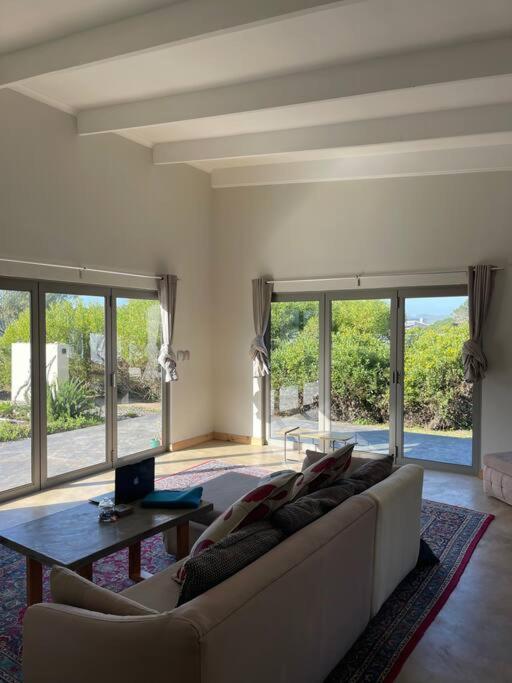 Beach House Getaway - A Dreamers Paradise - Image 18