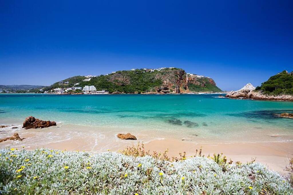 Beach House Getaway - A Dreamers Paradise - Image 37