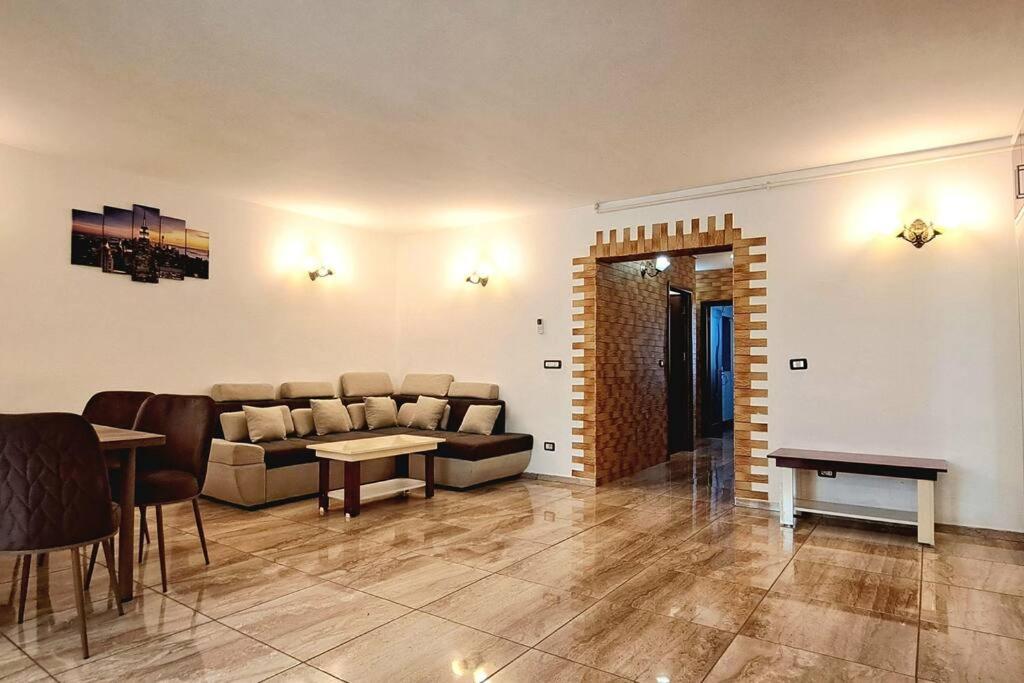 Gallery image of FLH - Karina Residence Sibiu - modern apt with AC in Sibiu