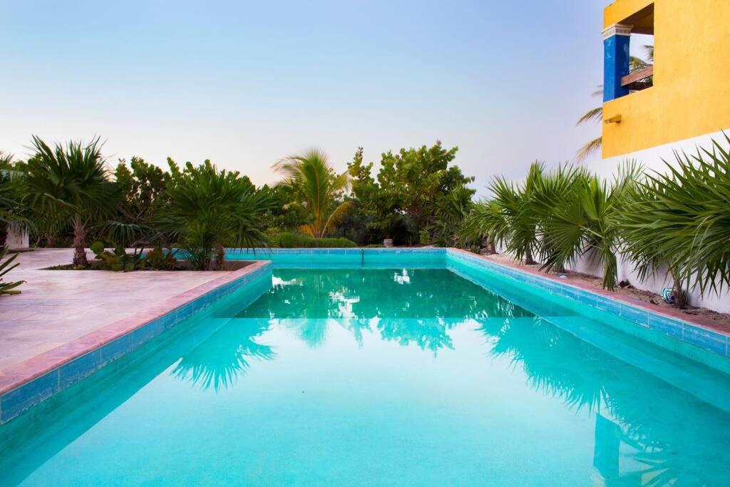 Bazén v ubytování San Bruno TROPICAL Villa With POOL nebo v jeho okolí