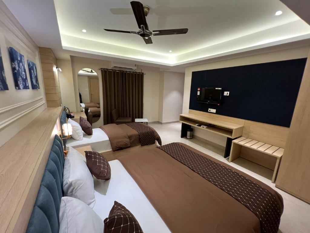 Postel nebo postele na pokoji v ubytování Hotel Sabera