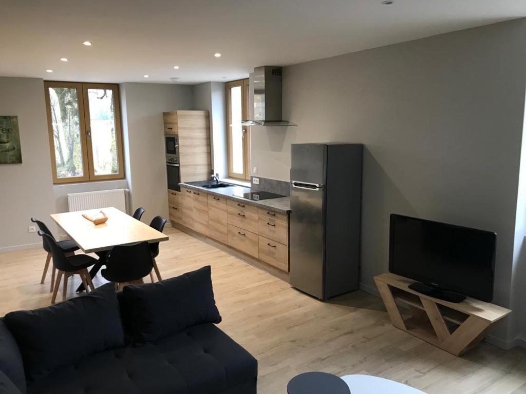 Kuchyň nebo kuchyňský kout v ubytování Gite Belle Echappée - Combe Laval