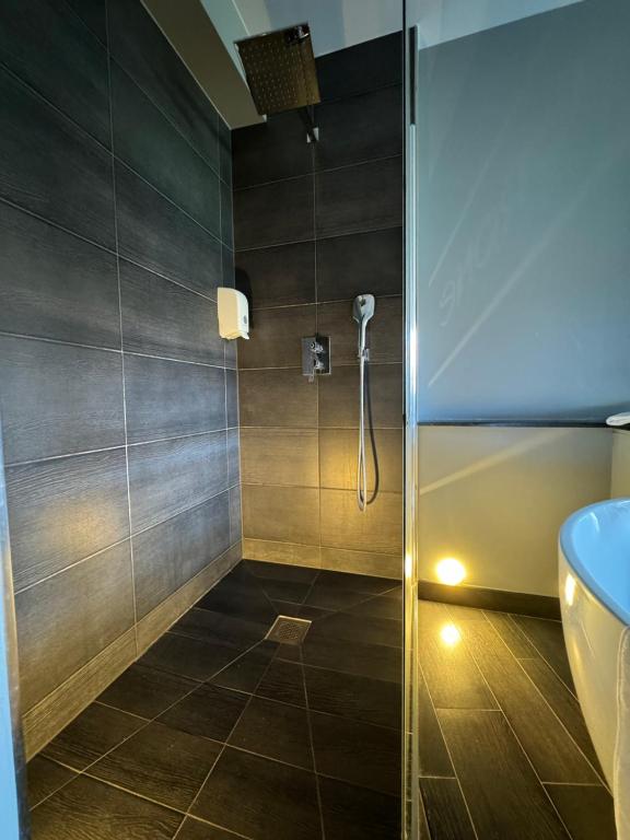 Salle de bains dans l'établissement L'écrin des Vennes - Liège centre