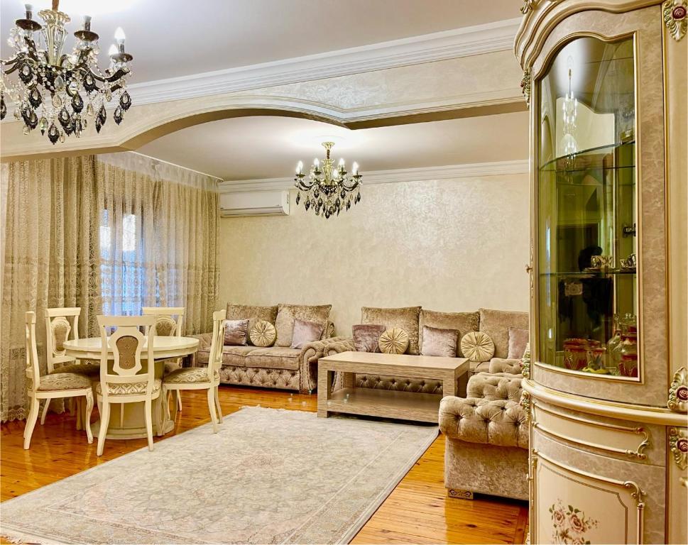 Χώρος καθιστικού στο Spacious family apartment