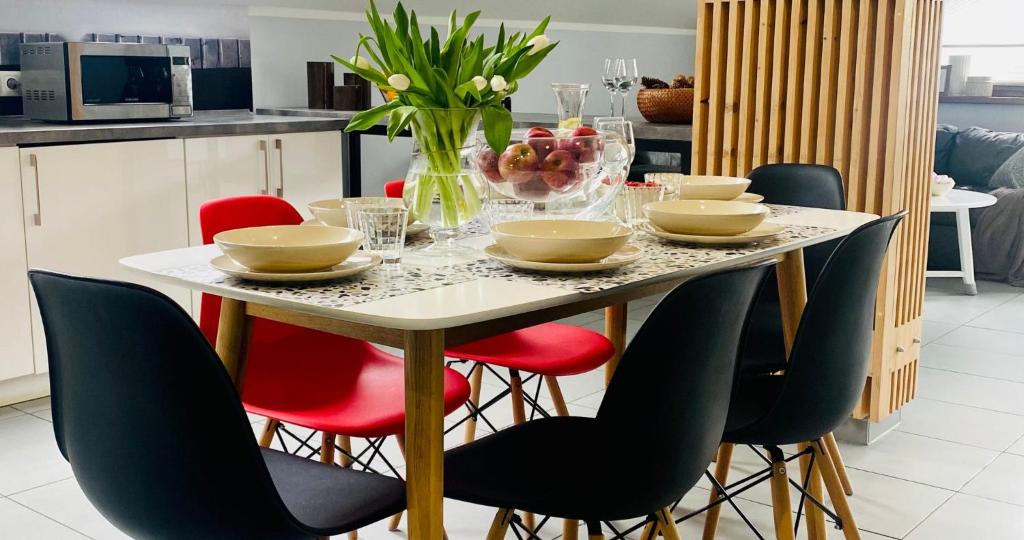 Kuchyň nebo kuchyňský kout v ubytování Apartamenty 66 c