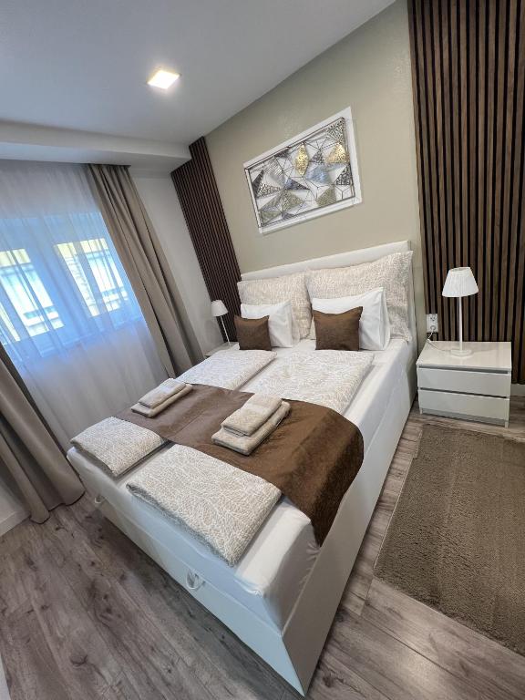 True Gem at the Airport - One-Bedroom Apartment With Garden View