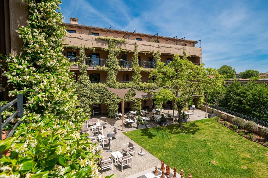 Hotel du Roi & Spa by SOWELL COLLECTION 7