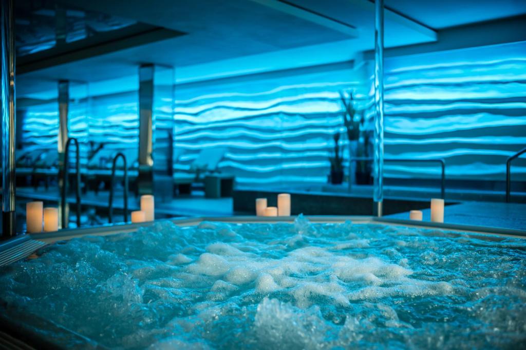 GRAND ELYSEE Hamburg - Resim 4