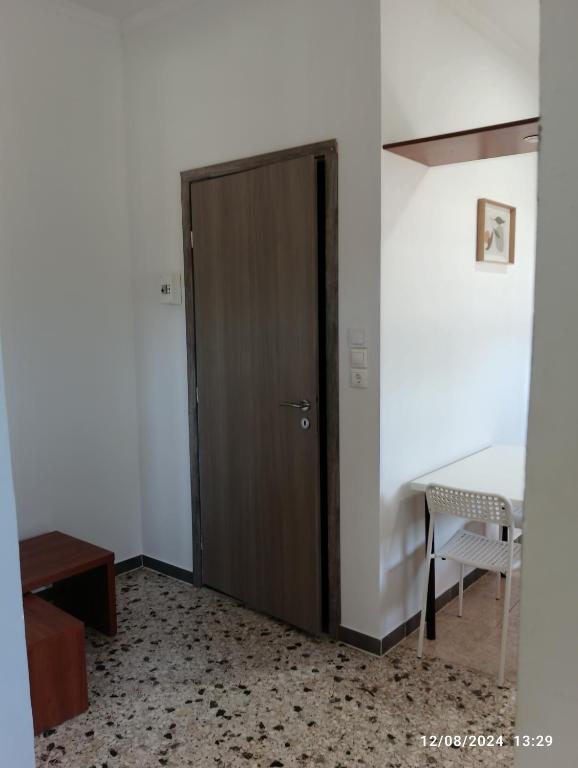 Kép RENA APARTMENTS szállásáról Magoúla városában a galériában