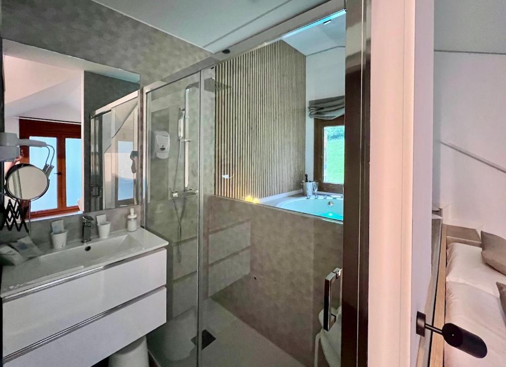 Koupelna v ubytování Apartaments Turistics El Buner