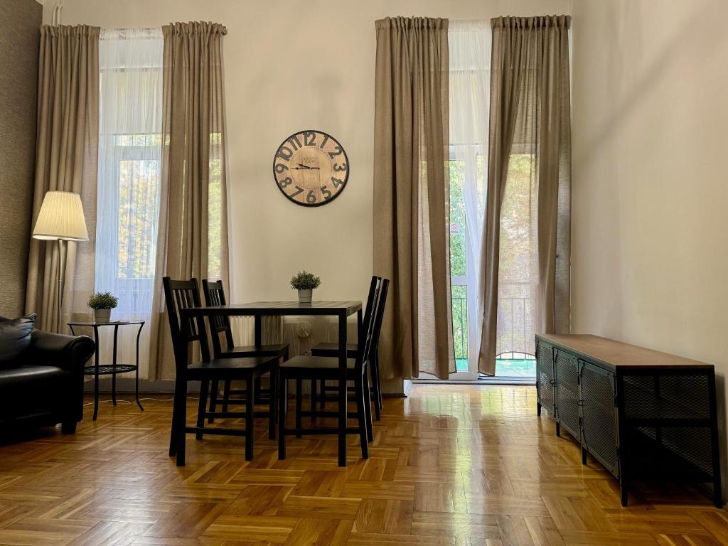 Posedenie v ubytovaní Cent Hostel