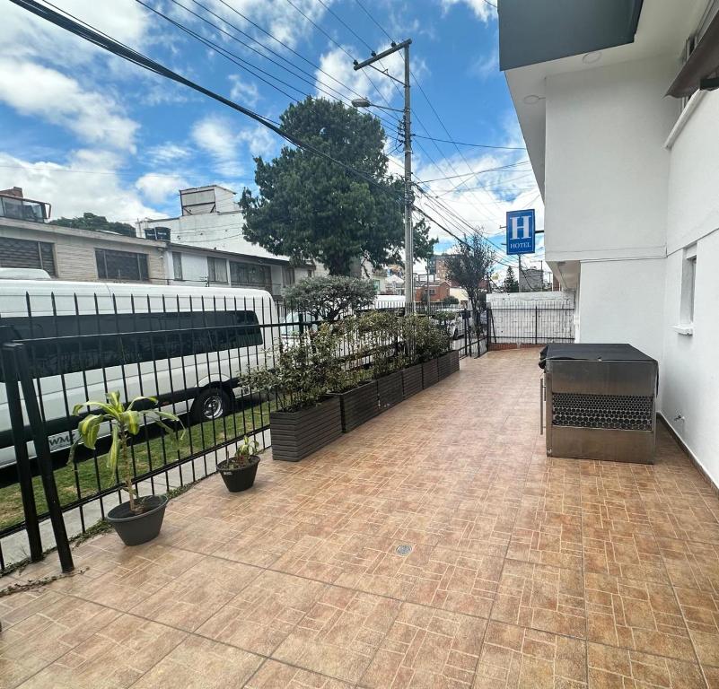 Balkón nebo terasa v ubytování Hotel Embajada Bogota DC