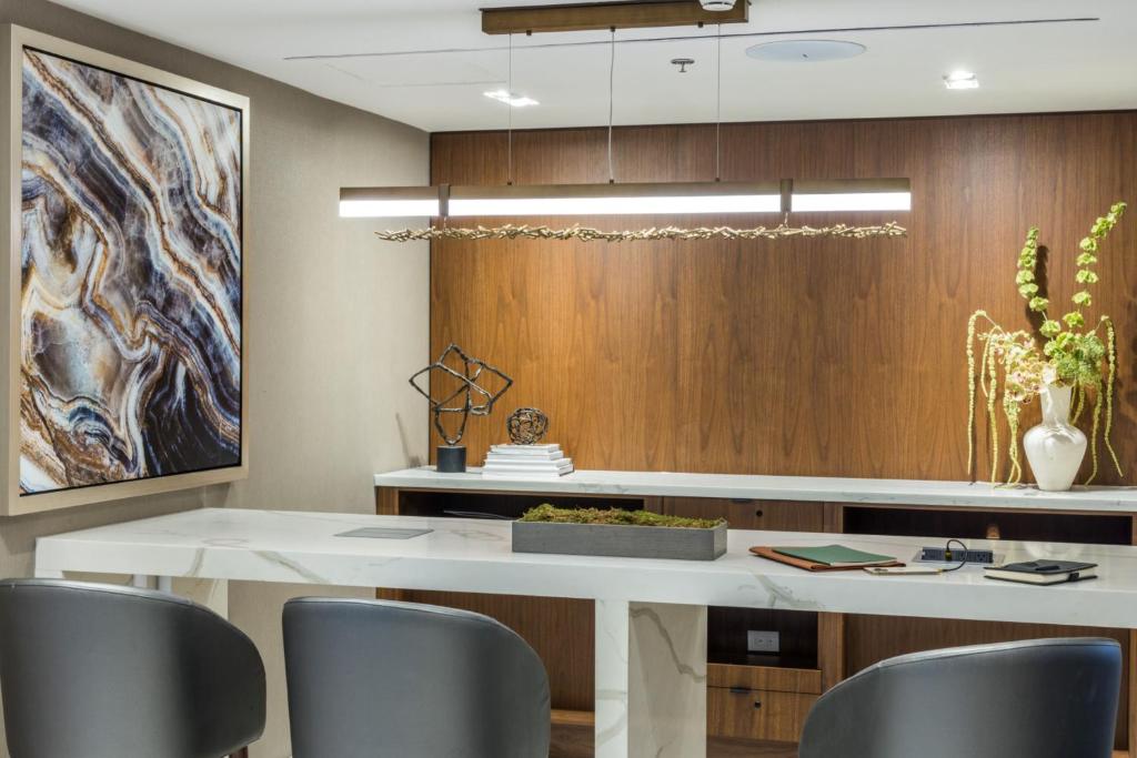 Crowne Plaza Toronto Airport by IHG - Resim 27