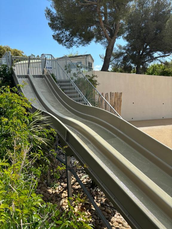 Bungalow de Luxe, New, Top-of-the-range amenities, Air conditioning, Jacuzzi and Sea view - One-Bedroom Chalet