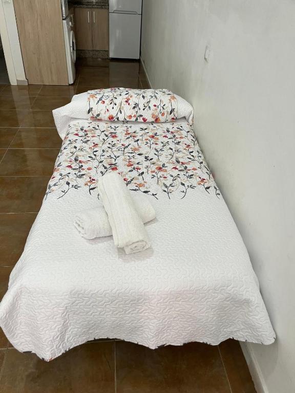 Postel nebo postele na pokoji v ubytování Bécquer 2