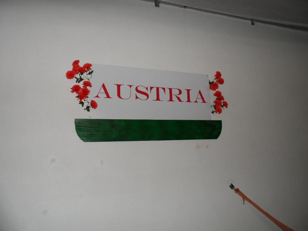  Austria Hostel & Pousada