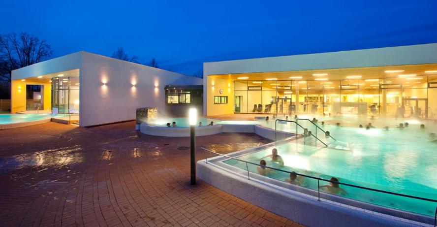 Bazén v ubytování Landhaus List nebo v jeho okolí