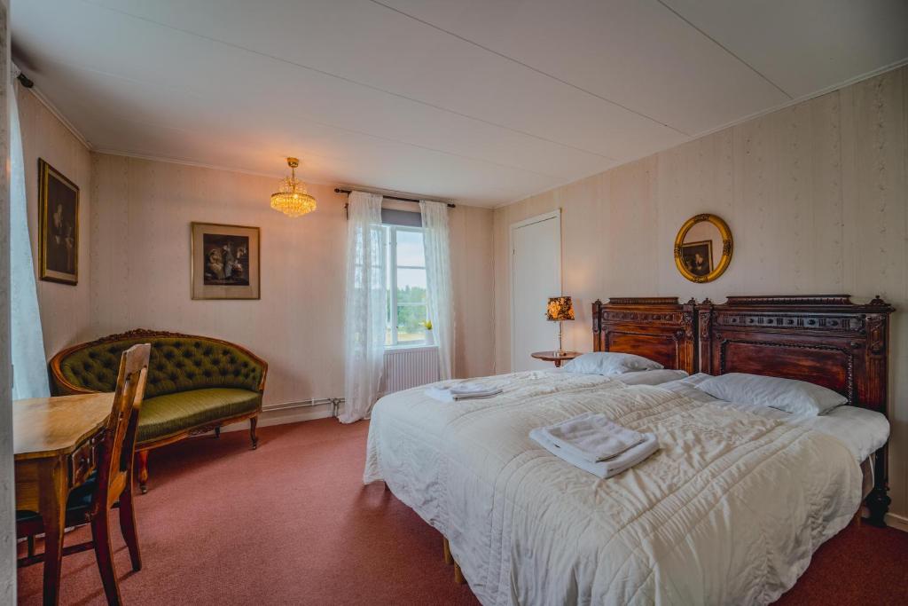Svaneholm Hotel - Double Room With Shower