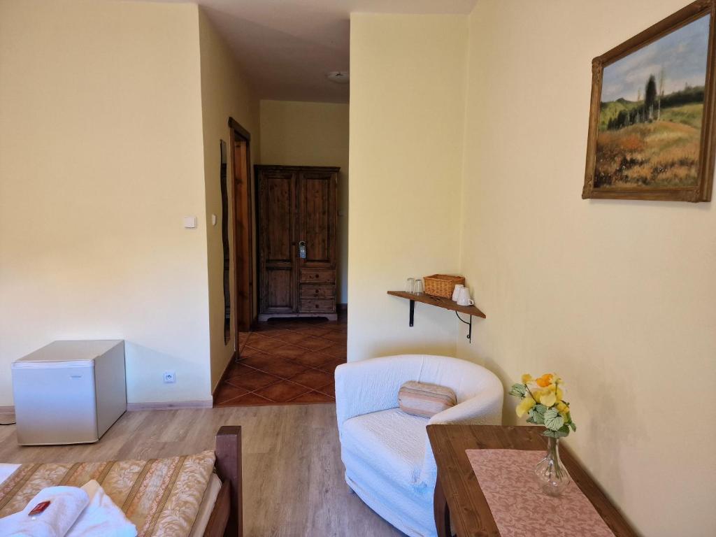 Posezení v ubytování Hotel Opat