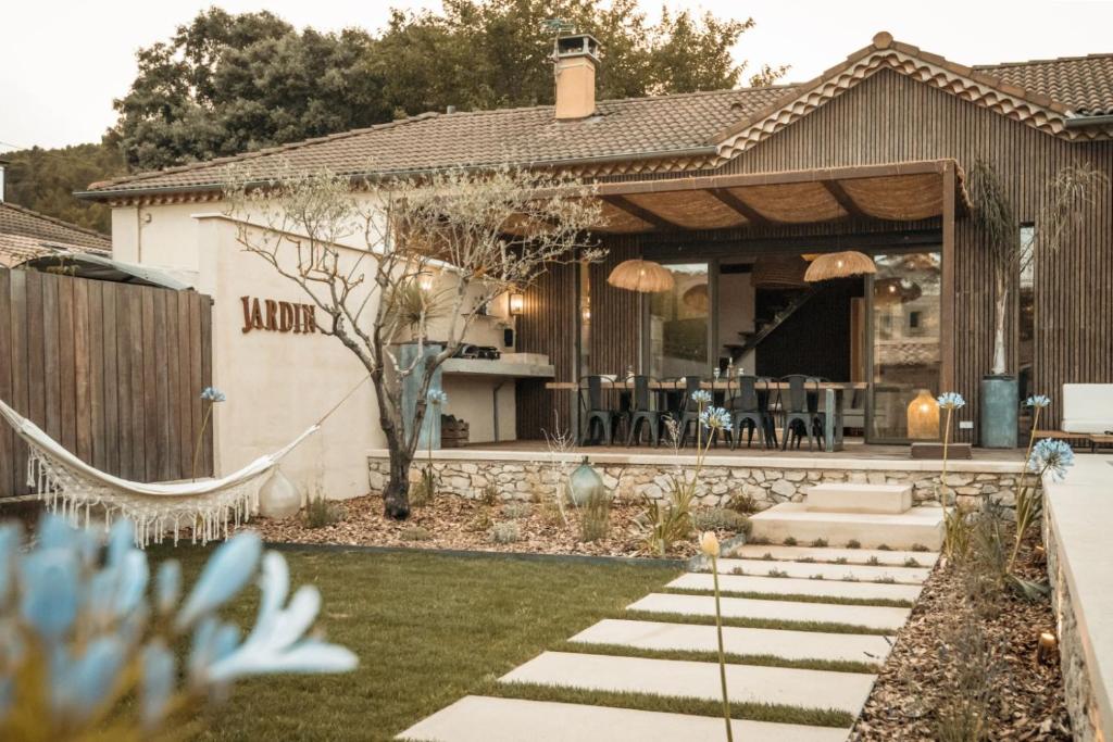 Photo de la galerie de l'établissement Villa N7, à Vaison-la-Romaine