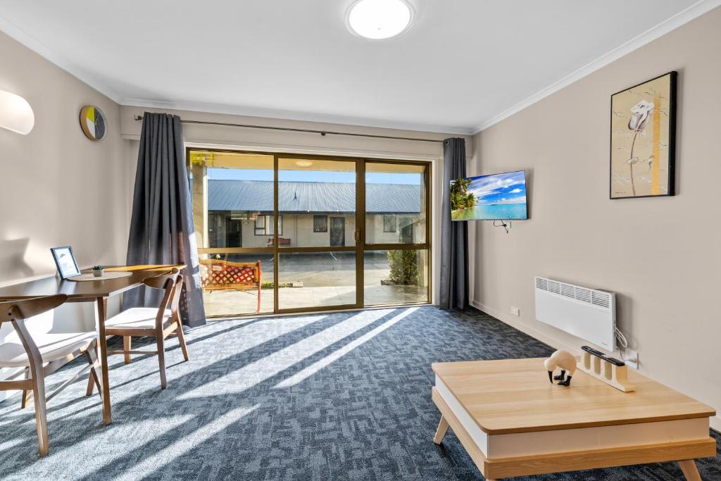 CITY COURT by KTC - Resim 5