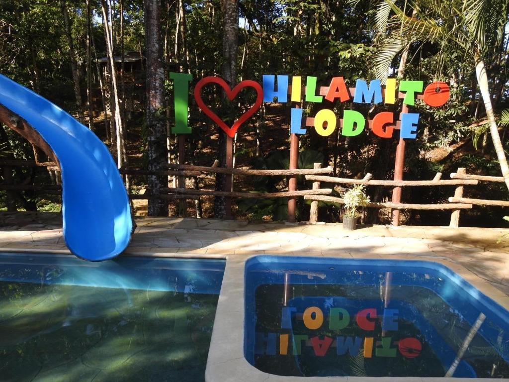 Bazén v ubytování Hilamito Lodge nebo v jeho okolí