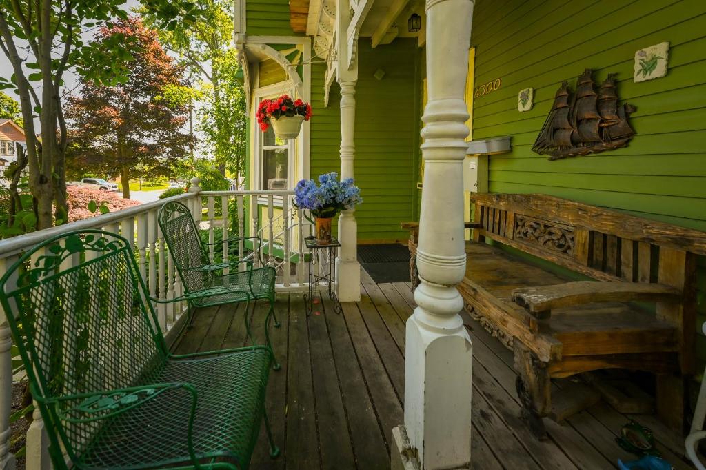 Balcone o terrazza di Niagara Inn Bed and Breakfast
