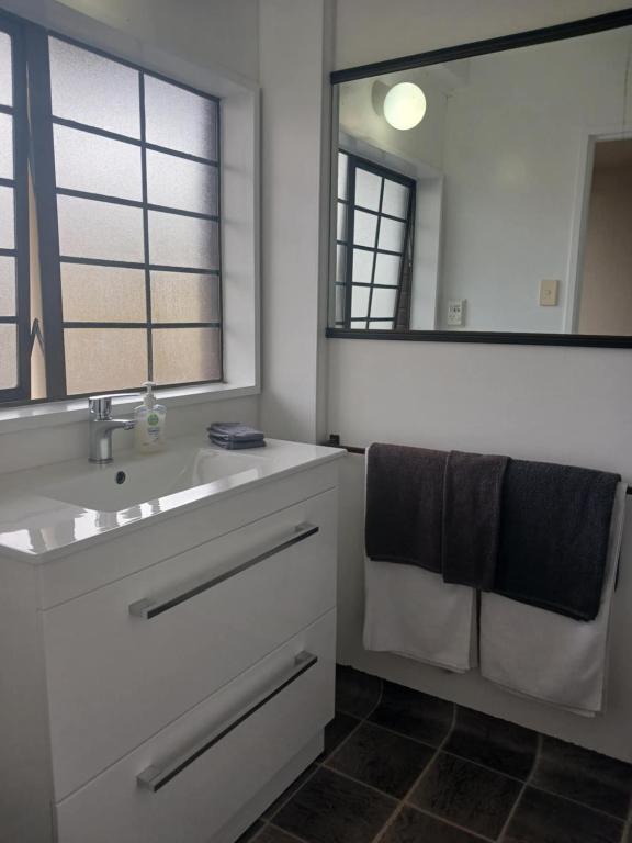 Ambassador Motel - Resim 31