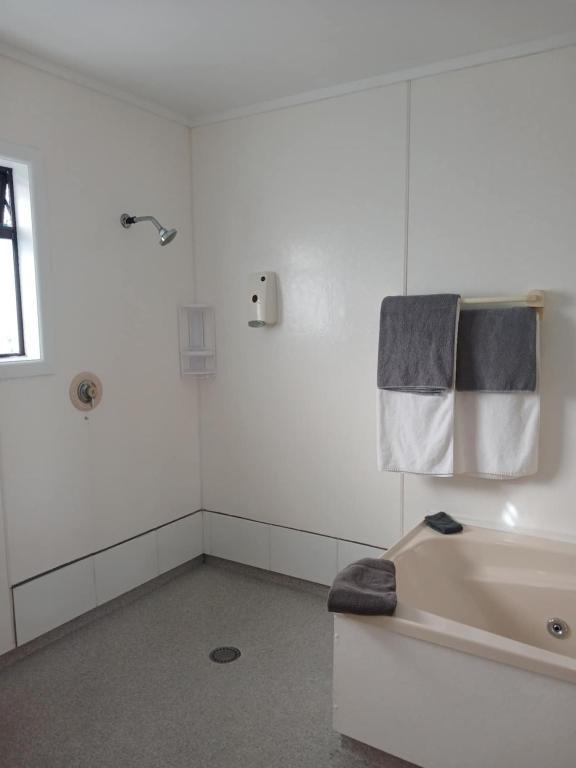 Ambassador Motel - Resim 3