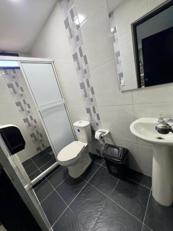 Koupelna v ubytování Hotel Select Medellin