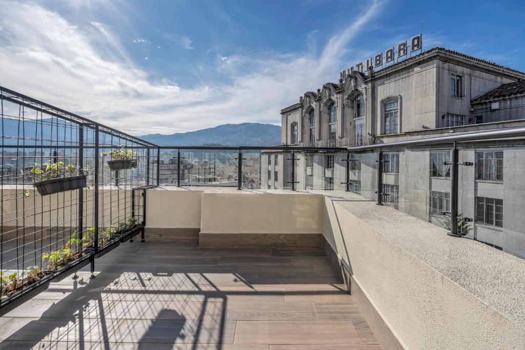 Nespecifikovaný výhled na hory nebo výhled na hory při pohledu z hotelu
