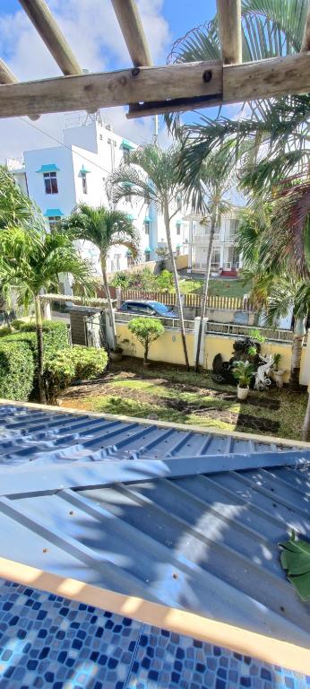 Πισίνα στο ή κοντά στο 3-Bedroom Villa Near Blue Bay