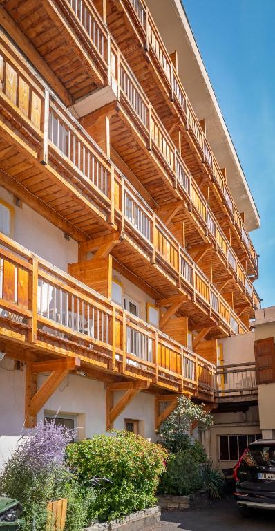 Budova, kde se hotel nachází