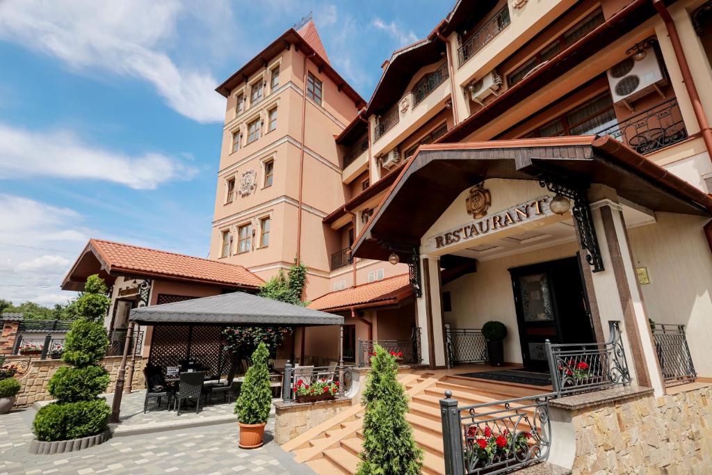 Budova, kde se hotel nachází