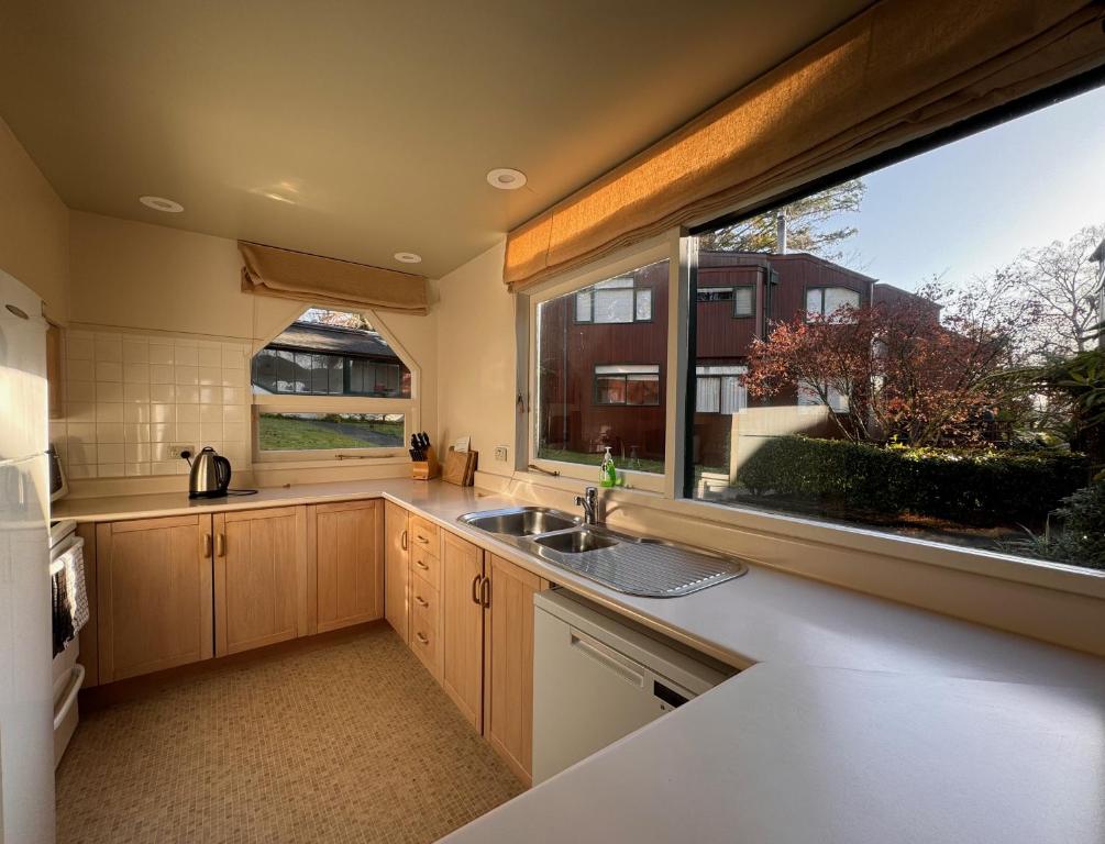 The Retreat - Resim 44