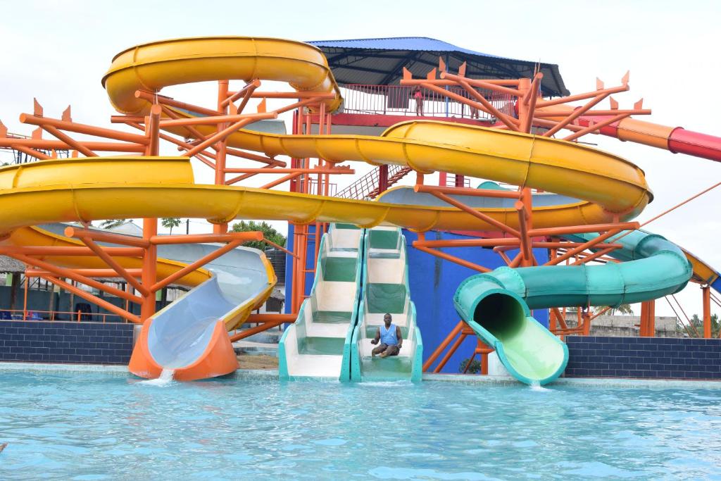 a water slide in a water park at Fun City Water & Theme Park in Dar es Salaam