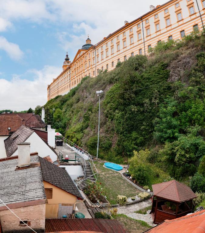 Budova, v ktorej sa penzión/hostinec nachádza