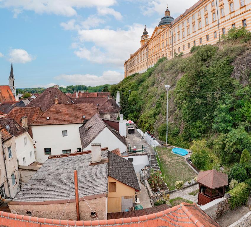 Budova, v ktorej sa penzión/hostinec nachádza