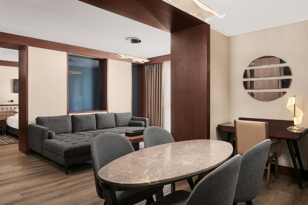 Sheraton Istanbul City Center - Junior Suite With Lounge Access