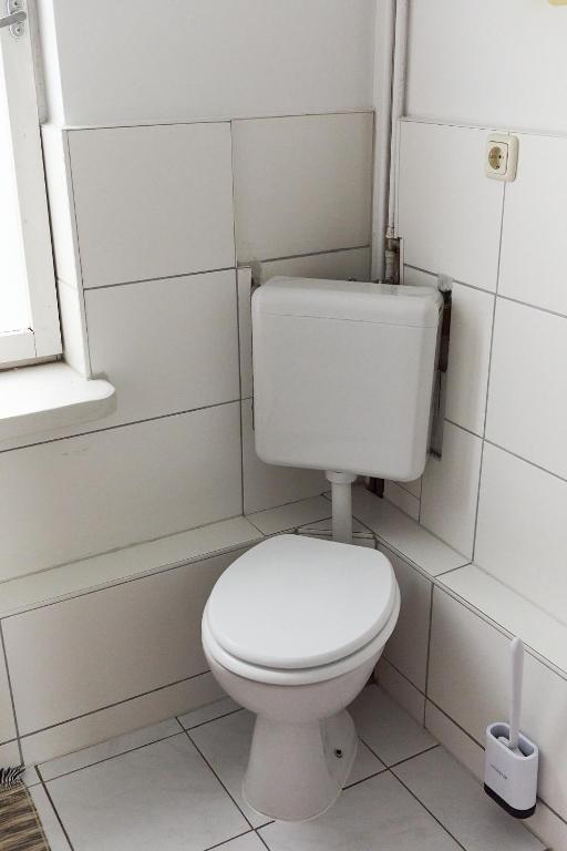 Guesthouse with 3 apartments, just outside Berlin, near to Tesla - Appartement Avec Jardin