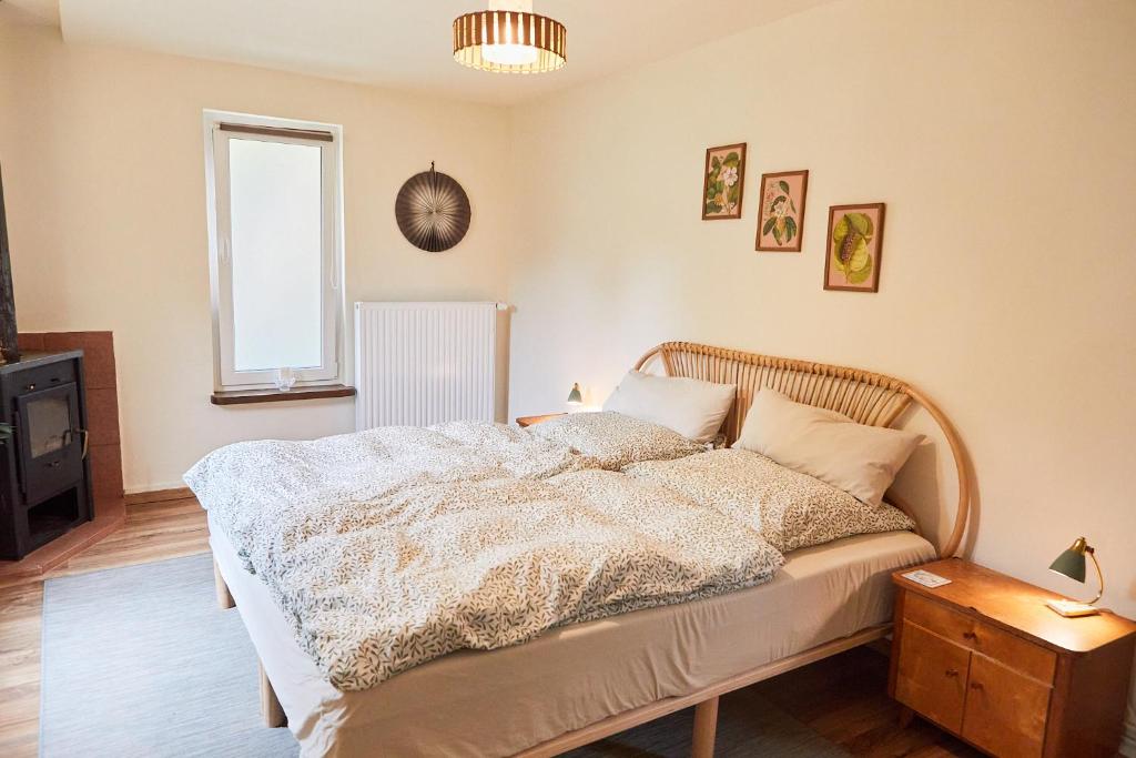 Guesthouse with 3 apartments, just outside Berlin, near to Tesla - Housity