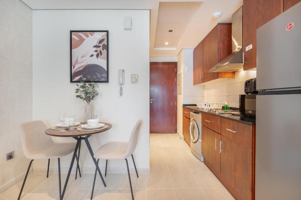 Gallery image of Mesmerizing studio sleeps 2 in Dubai JLT in Dubai